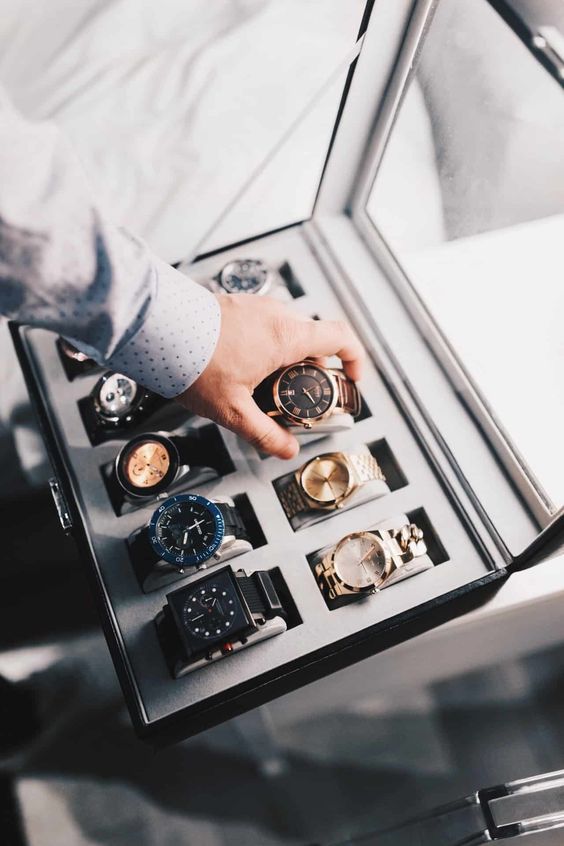 how to maintain an automatic watch