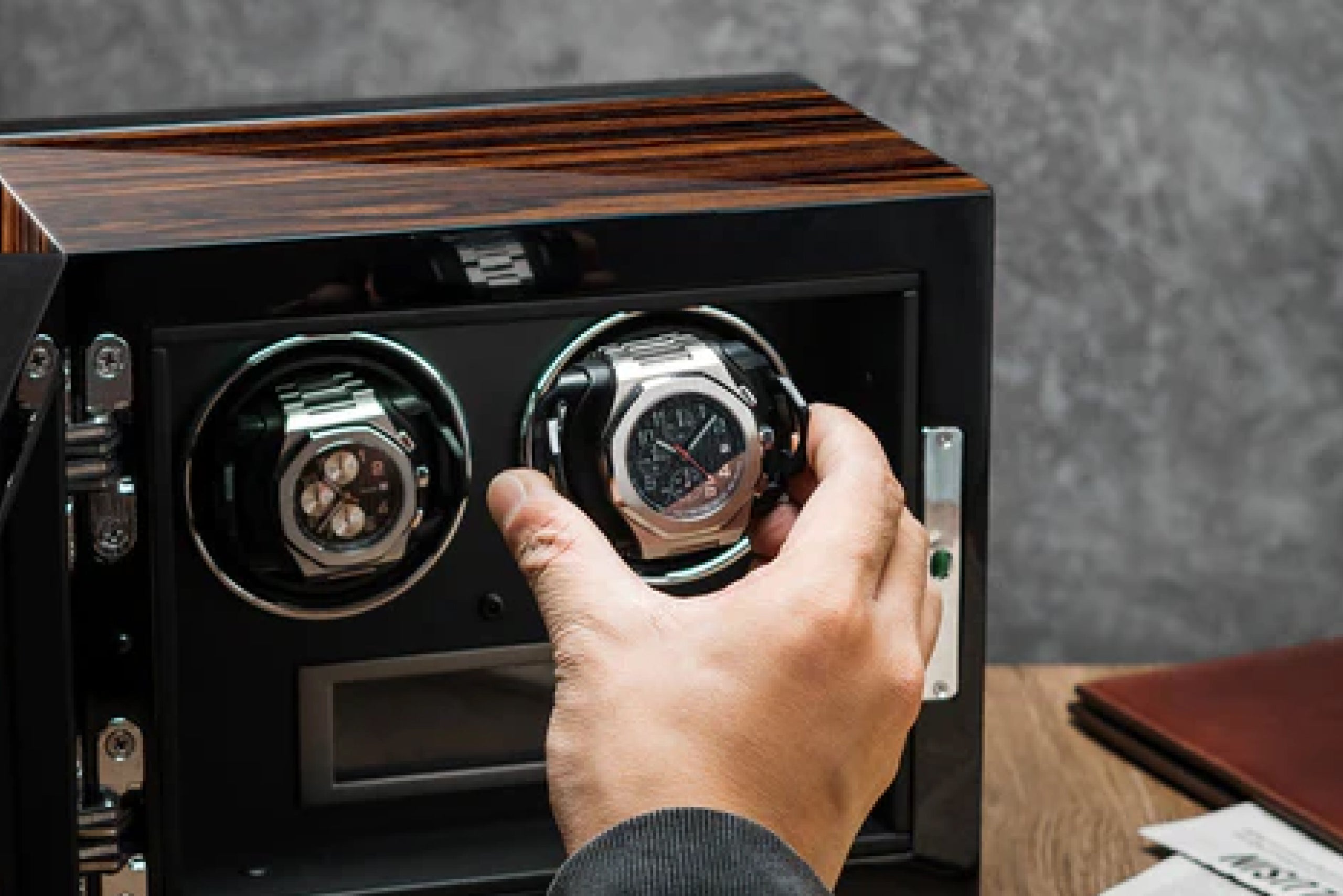How to Take Care Your Rotating Watch Winder Box