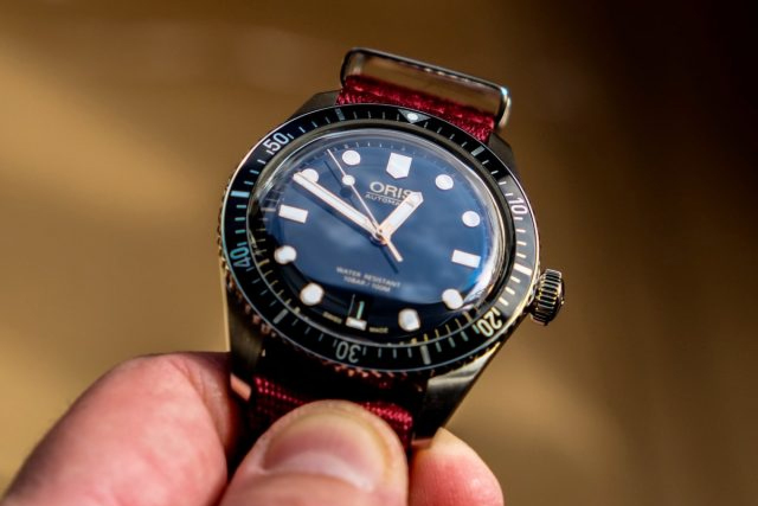 How to clean your watch winder