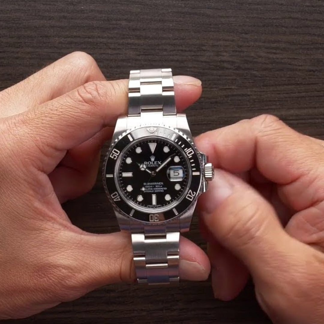 how to wind a rolex