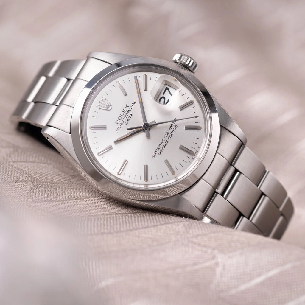 Rolex Oyster Perpetual Date 1500 silver dial vintage